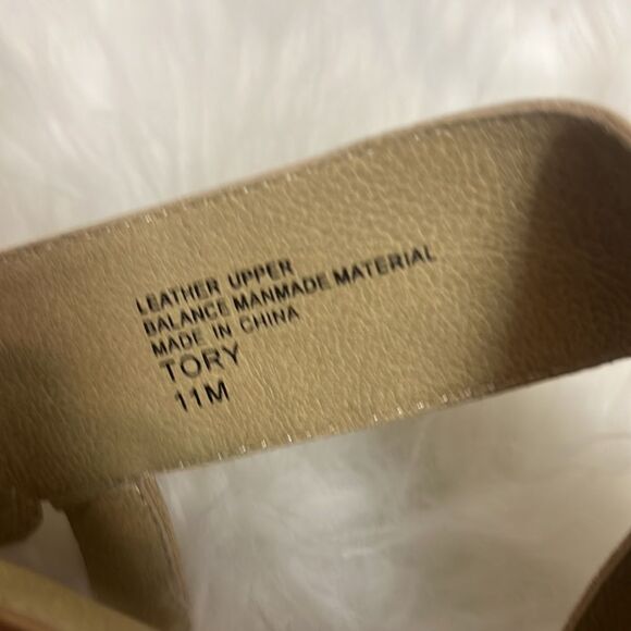 LEVITY Suede Soft Leather Eucalipto Tory Taupe Braided Crisscross Heels BIN 13 - Picture 5 of 10